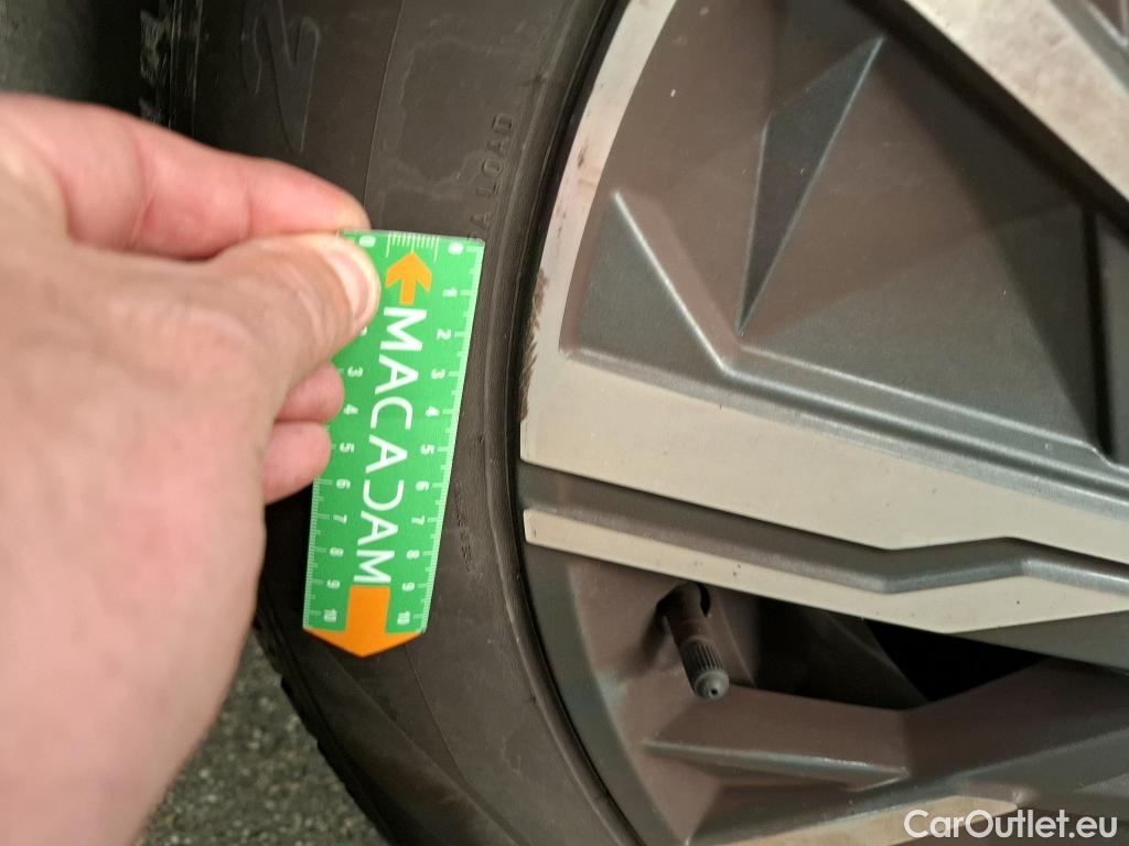  Hyundai  Tucson  Business Mild-Hybrid 2WD 1.6 CRDI 135CV BVA7 E6d #11