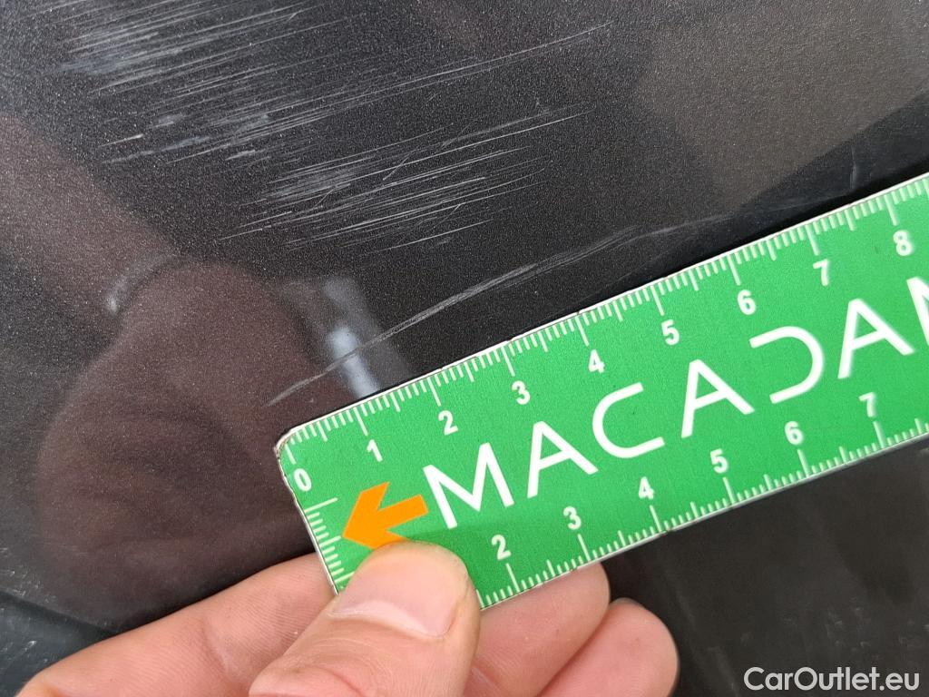  DS  DS7 DS DS 7 Crossback / 2017 / 5P / SUV BlueHDi 130 Auto PERFORMANCE Line + #28