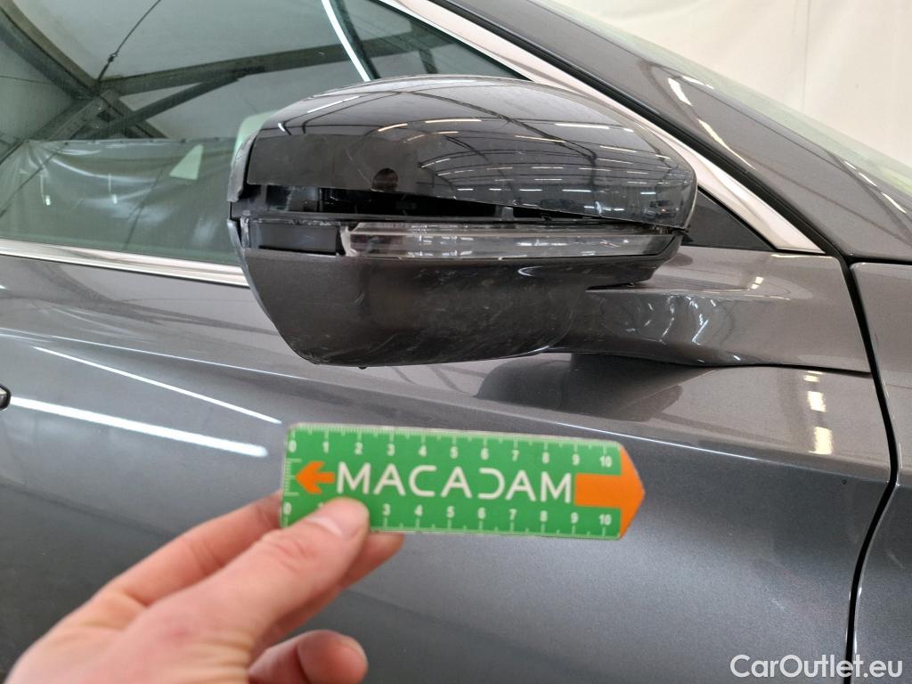  DS  DS7 DS DS 7 Crossback / 2017 / 5P / SUV BlueHDi 130 Auto PERFORMANCE Line + #1