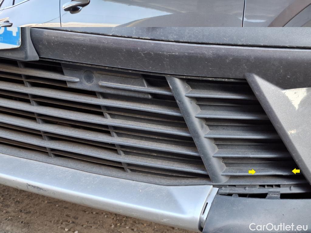  DS  DS7 DS DS 7 Crossback / 2017 / 5P / SUV BlueHDi 130 Auto PERFORMANCE Line + #86