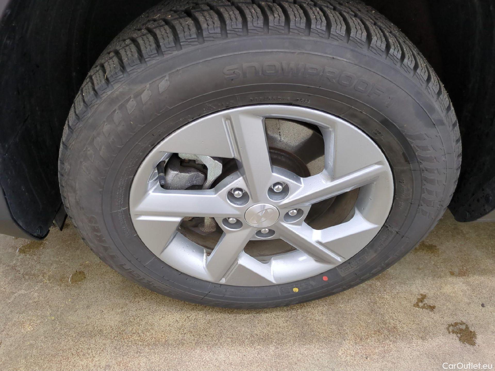  Hyundai  Konna Kona Intuitive Hybrid 2WD 1.6 T-GDI 140CV BVA6 E6d #2