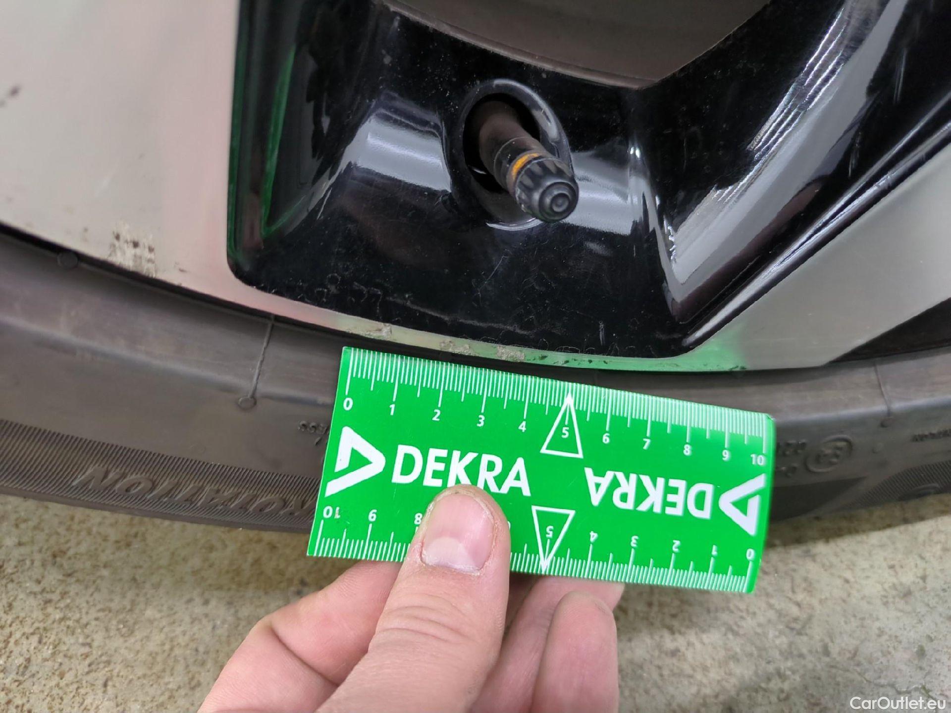  KIA  Sportage KIA  / 2021 / 5P / SUV 1.6 T-GDI 265 PHEV AUTO 4WD ACTIVE BUSIN #20