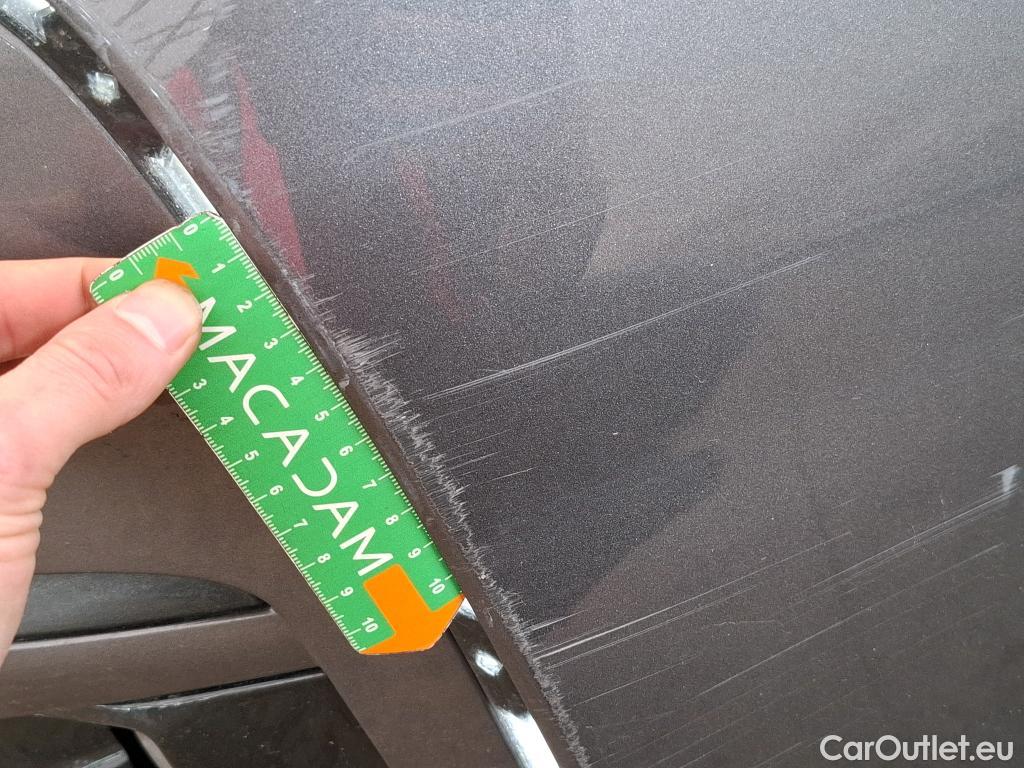  DS  DS7 DS DS 7 Crossback / 2017 / 5P / SUV BlueHDi 130 Auto PERFORMANCE Line + #42