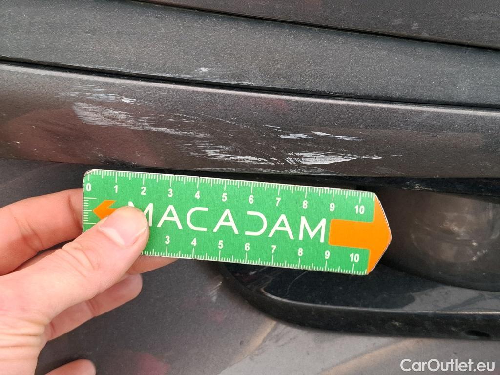  DS  DS7 DS DS 7 Crossback / 2017 / 5P / SUV BlueHDi 130 Auto PERFORMANCE Line + #43