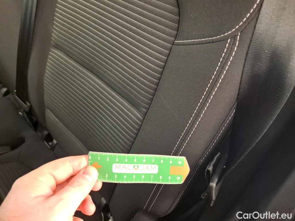  Ford  Kuga FORD  / 2019 / 5P / SUV 2.5 190 hybrid Flexifuel Pshift Titanium #20