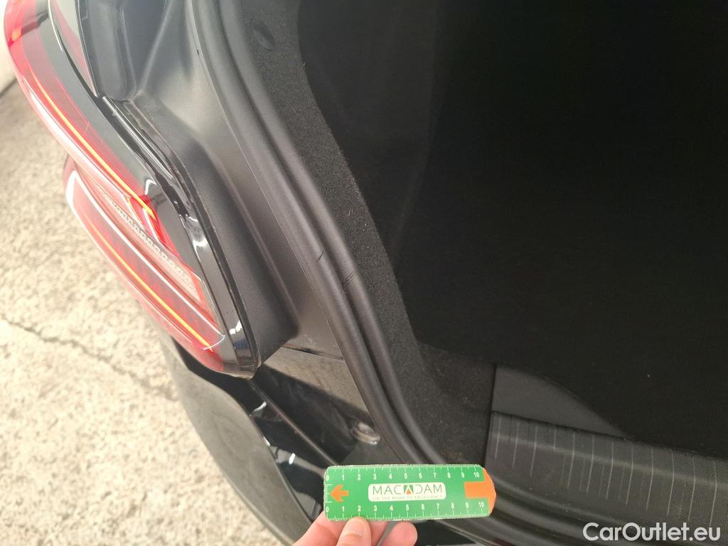  Citroen  C4  X Feel Pack 1.2 PureTech 130CV BVA8 6E #4