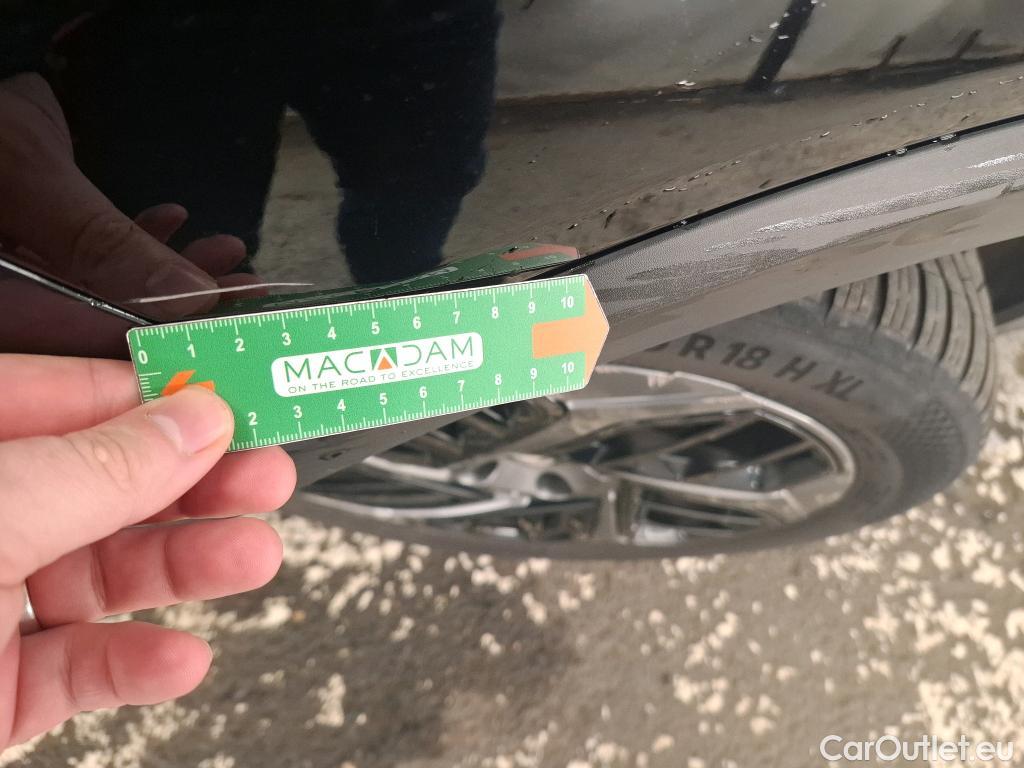  Citroen  C4 CITROEN  X / 2022 / 4P / Berline PureTech 130 S&S EAT8 Feel Pack #22