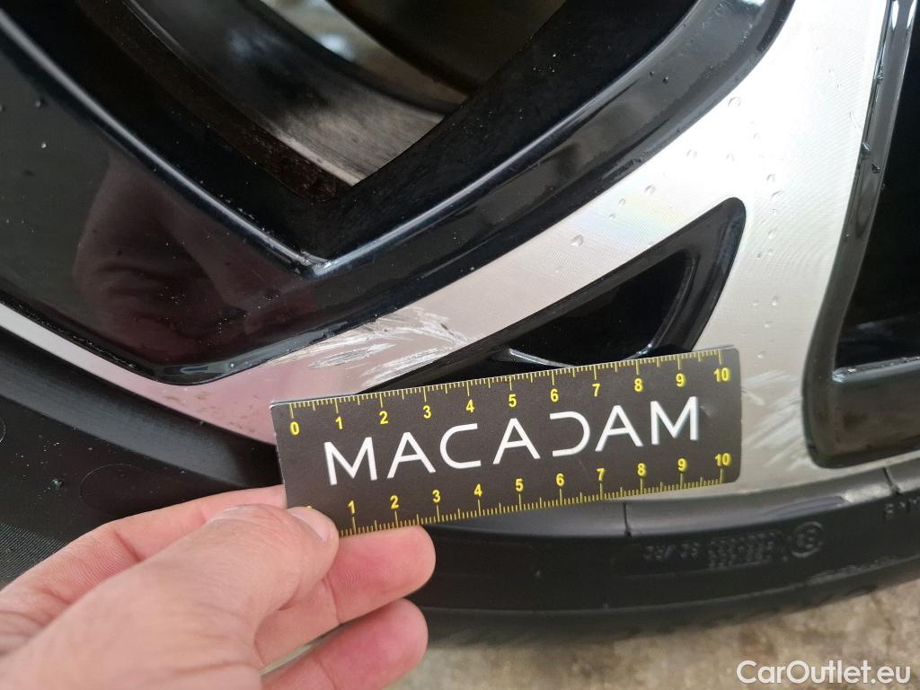  Mercedes  GLC MERCEDES-BENZ  / 2022 / 5P / SUV  300 e Business Line 4MATIC #44