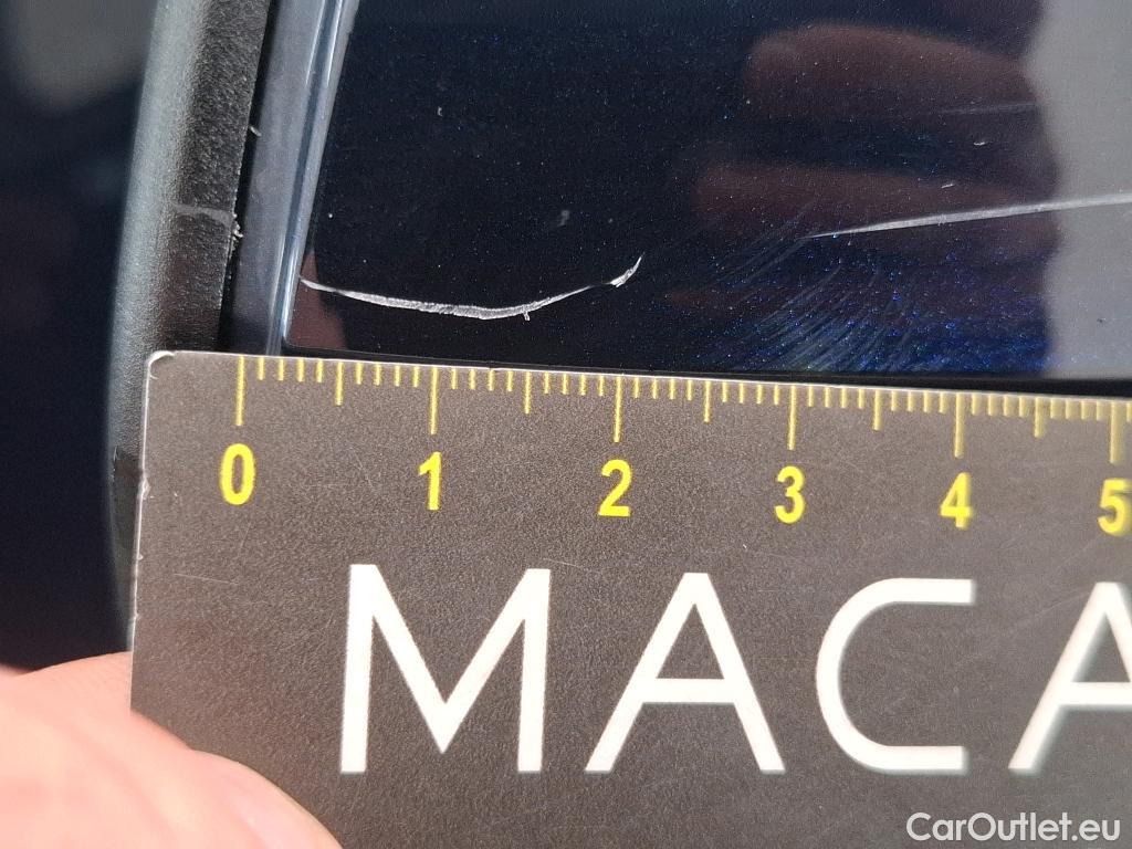  Mercedes  GLC MERCEDES-BENZ  / 2022 / 5P / SUV  300 e Business Line 4MATIC #72