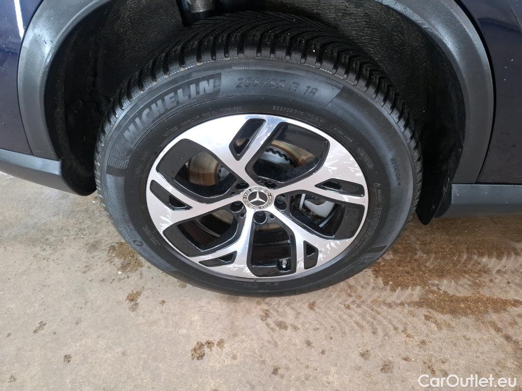  Mercedes  GLC MERCEDES-BENZ  / 2022 / 5P / SUV  300 e Business Line 4MATIC #36