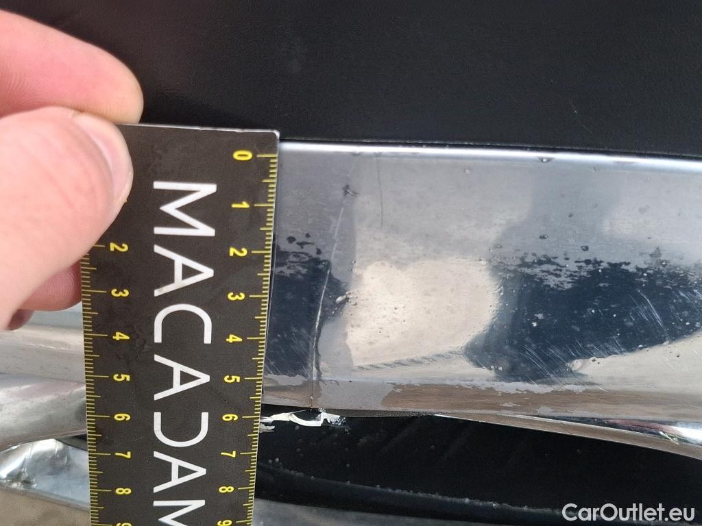  Mercedes  GLC MERCEDES-BENZ  / 2022 / 5P / SUV  300 e Business Line 4MATIC #67