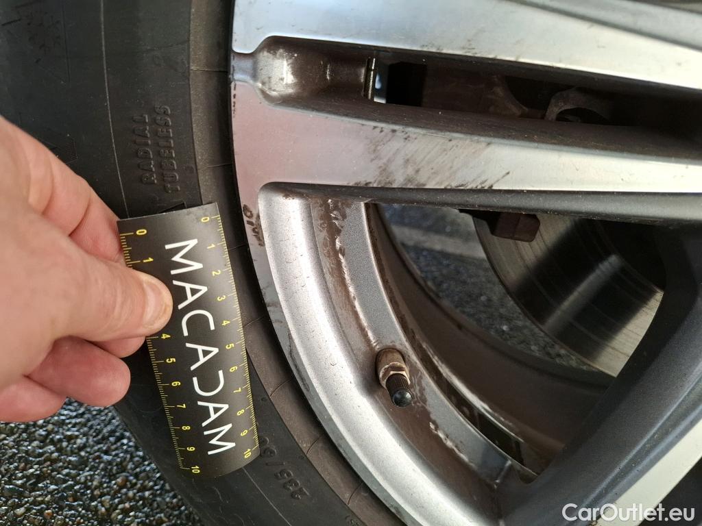  Mercedes  G-Klasee MERCEDES-BENZ GLC / 2019 / 5P / SUV 2.0 GLC 300 E BUSINESS LINE 4MATIC #8