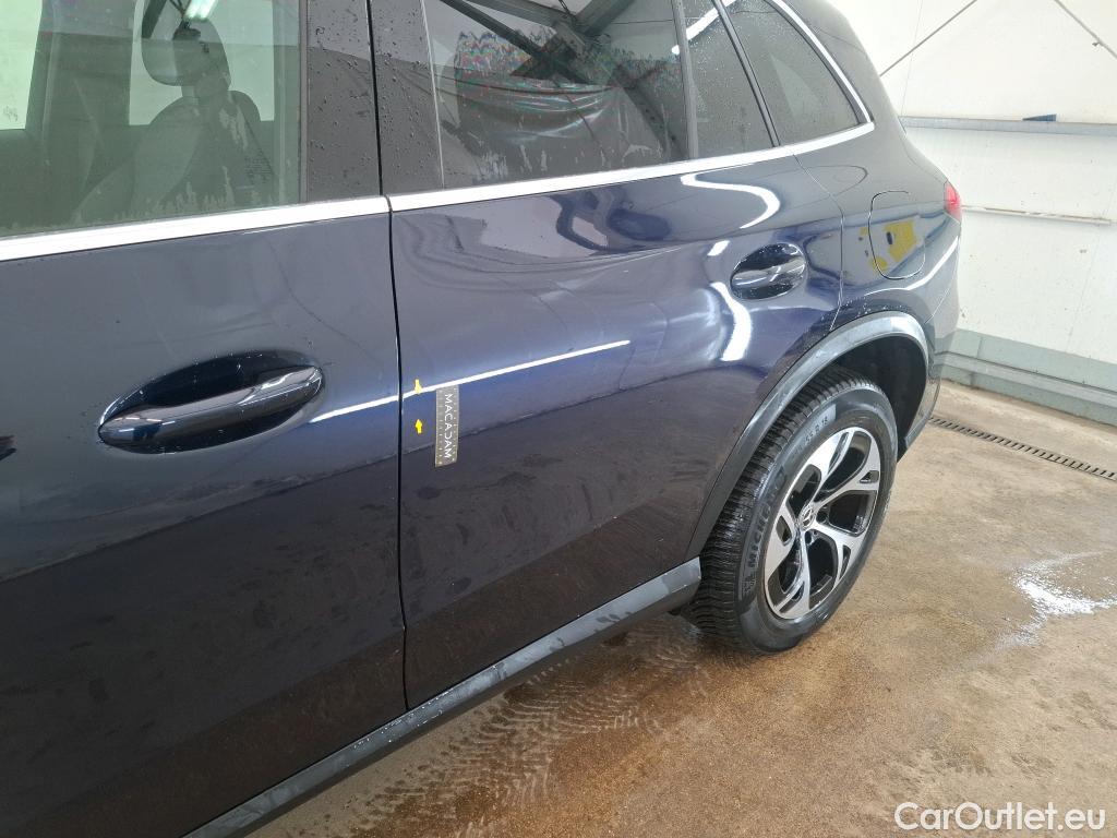  Mercedes  GLC MERCEDES-BENZ  / 2022 / 5P / SUV  300 e Business Line 4MATIC #50