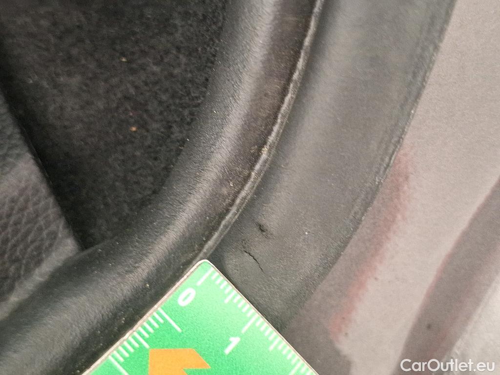  Mercedes  A-Klasse MERCEDES-BENZ Classe A Compact  2018  5P  Berline A 250 e Business Line 8GDCT #17