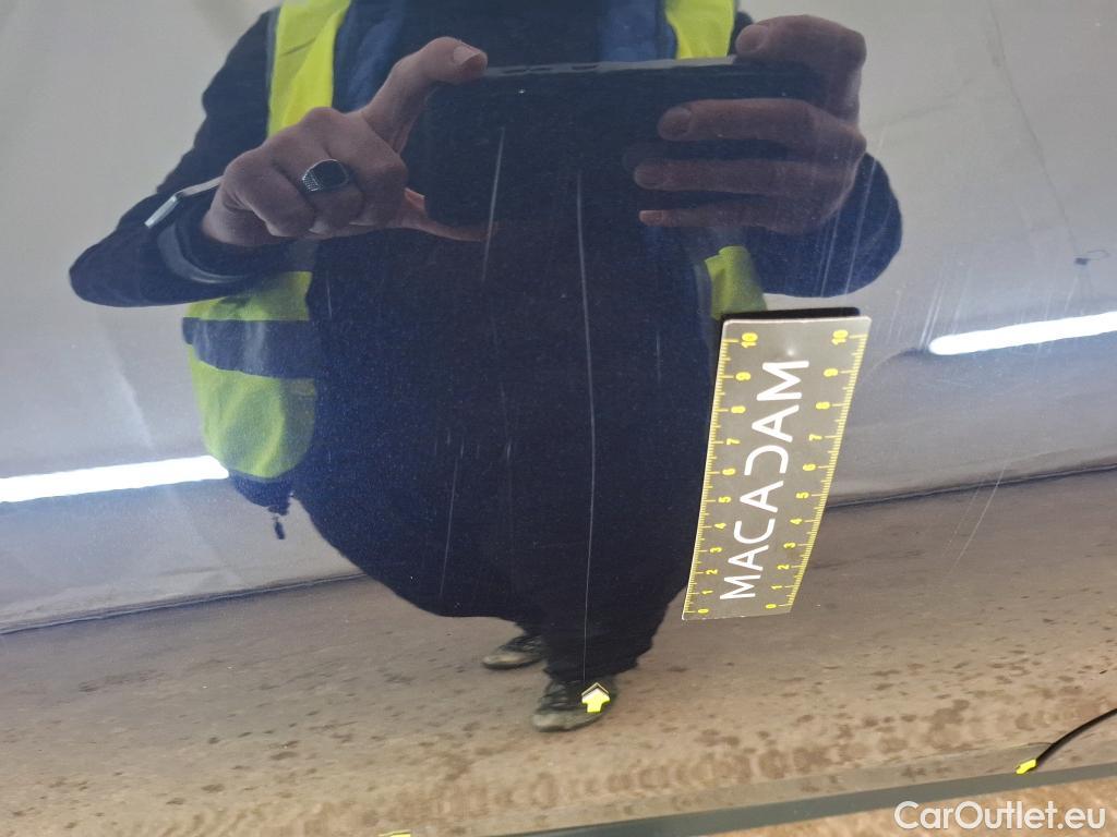  Mercedes  GLC MERCEDES-BENZ  / 2022 / 5P / SUV  300 e Business Line 4MATIC #11