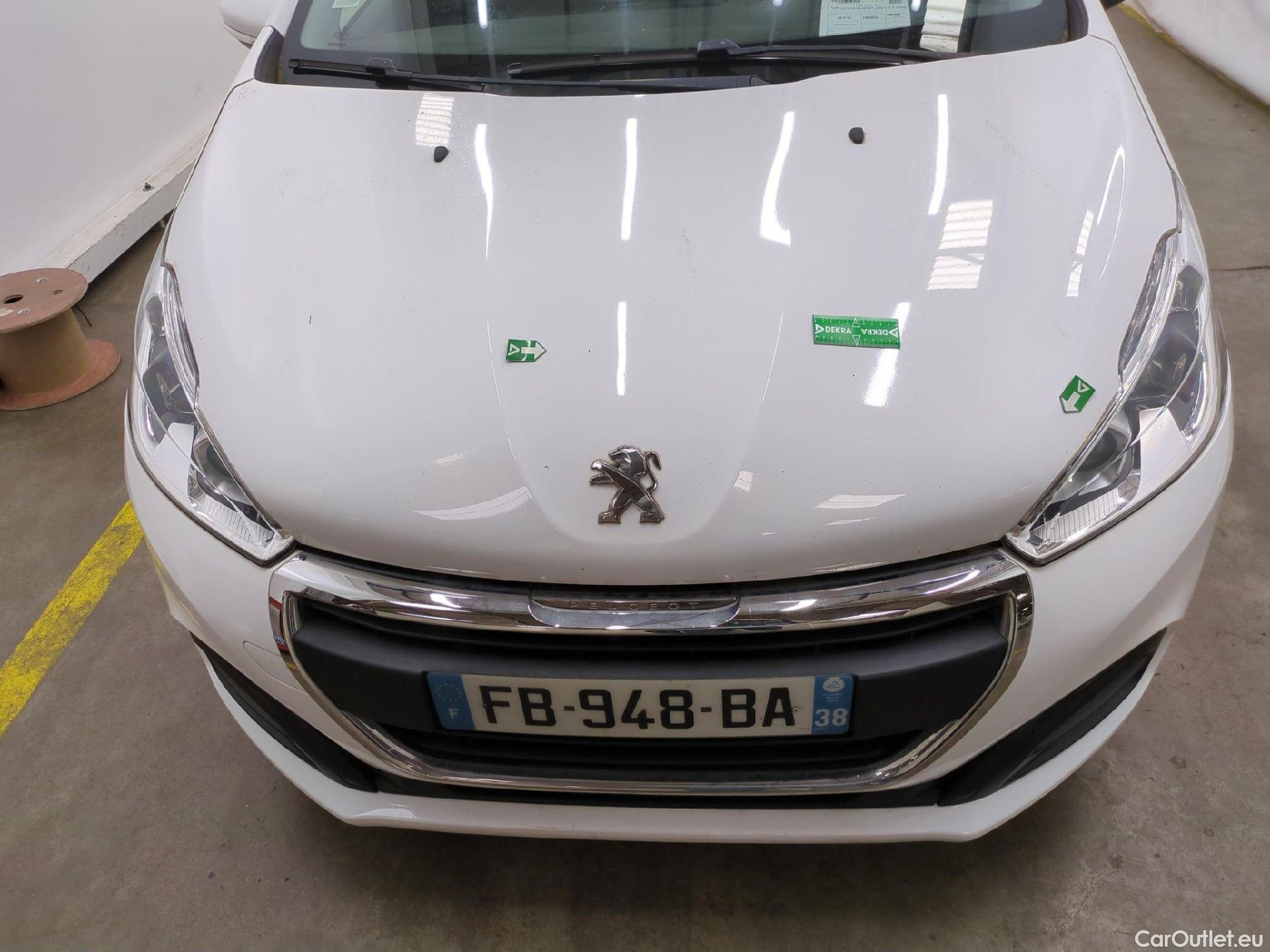  Peugeot  208 PEUGEOT  5p Berline Puretech 82 ¤6.c ACTIVE #18