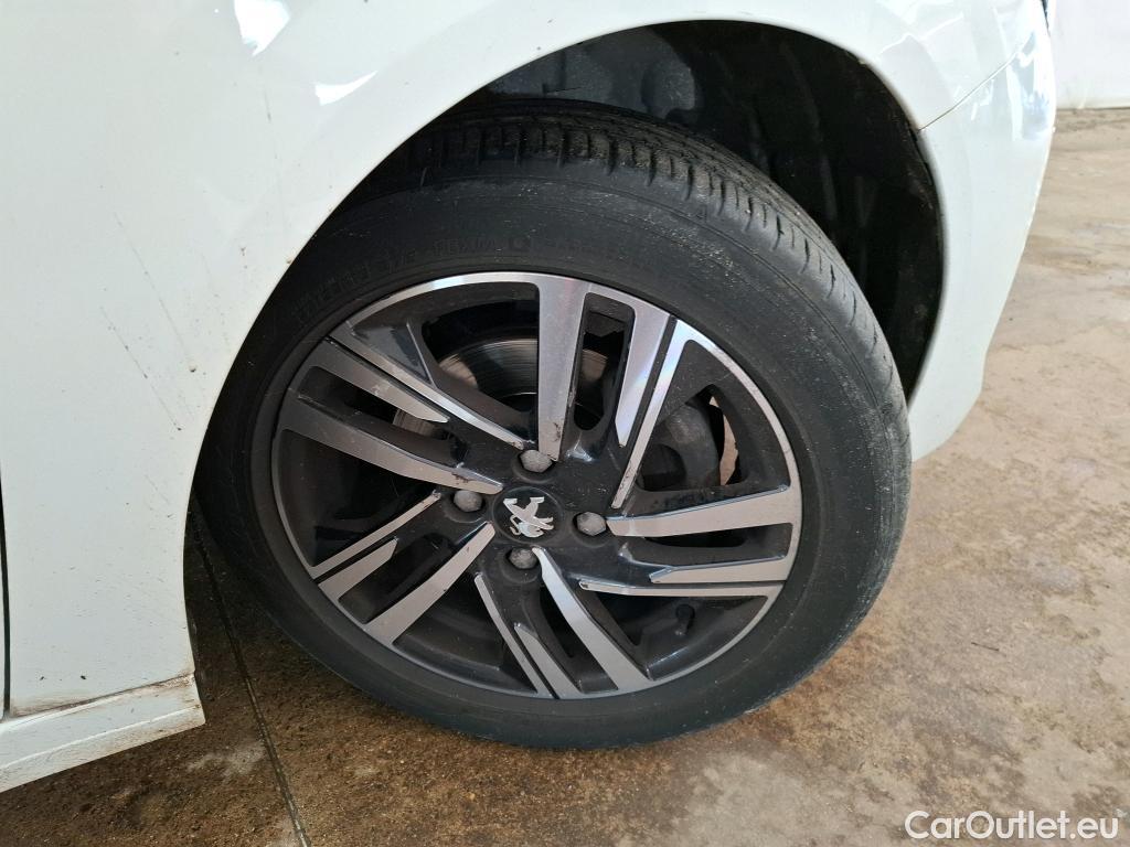  Peugeot  208  Allure Business 1.2 PureTech 100CV BVM6 E6d #45
