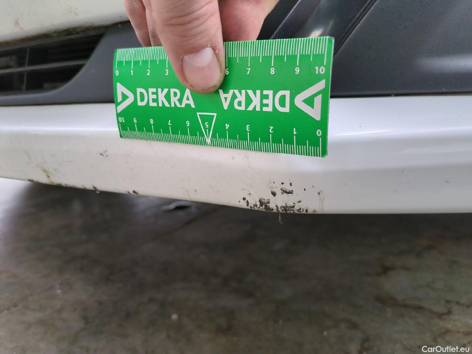  Peugeot  208 PEUGEOT  5p Berline Puretech 82 ¤6.c ACTIVE #22