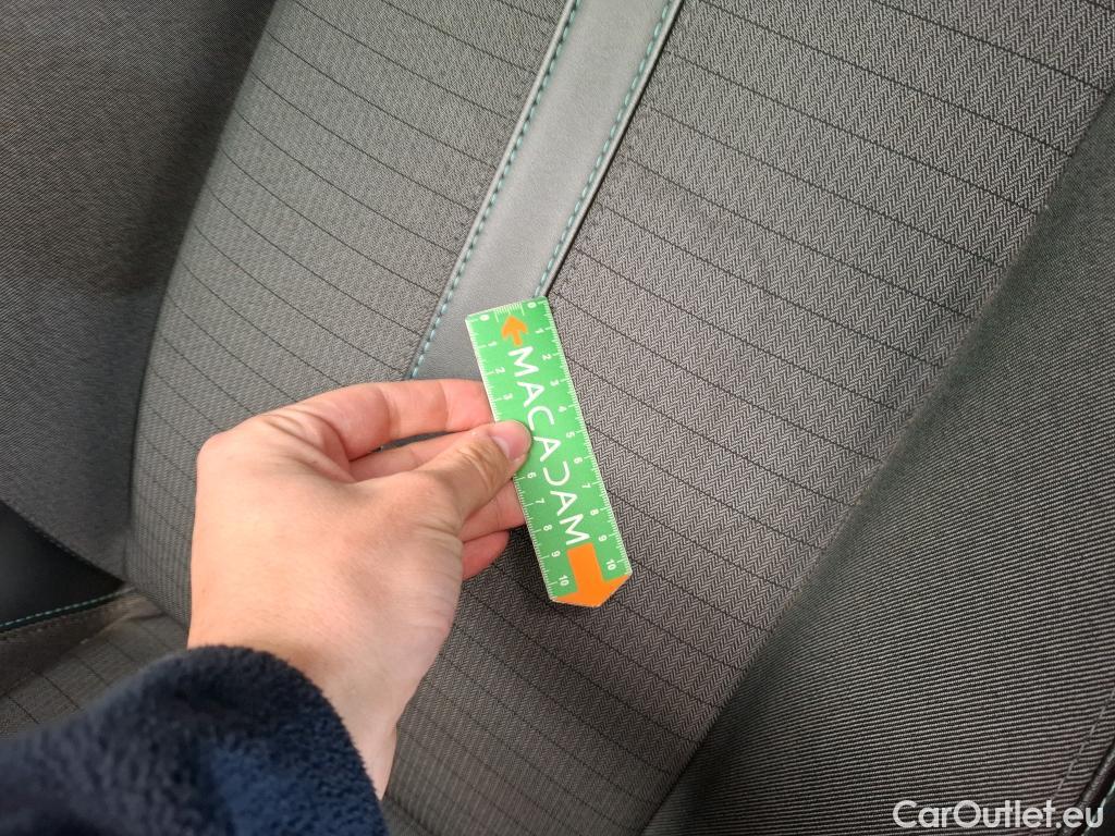  Peugeot  208  Allure Business 1.2 PureTech 100CV BVM6 E6d #38