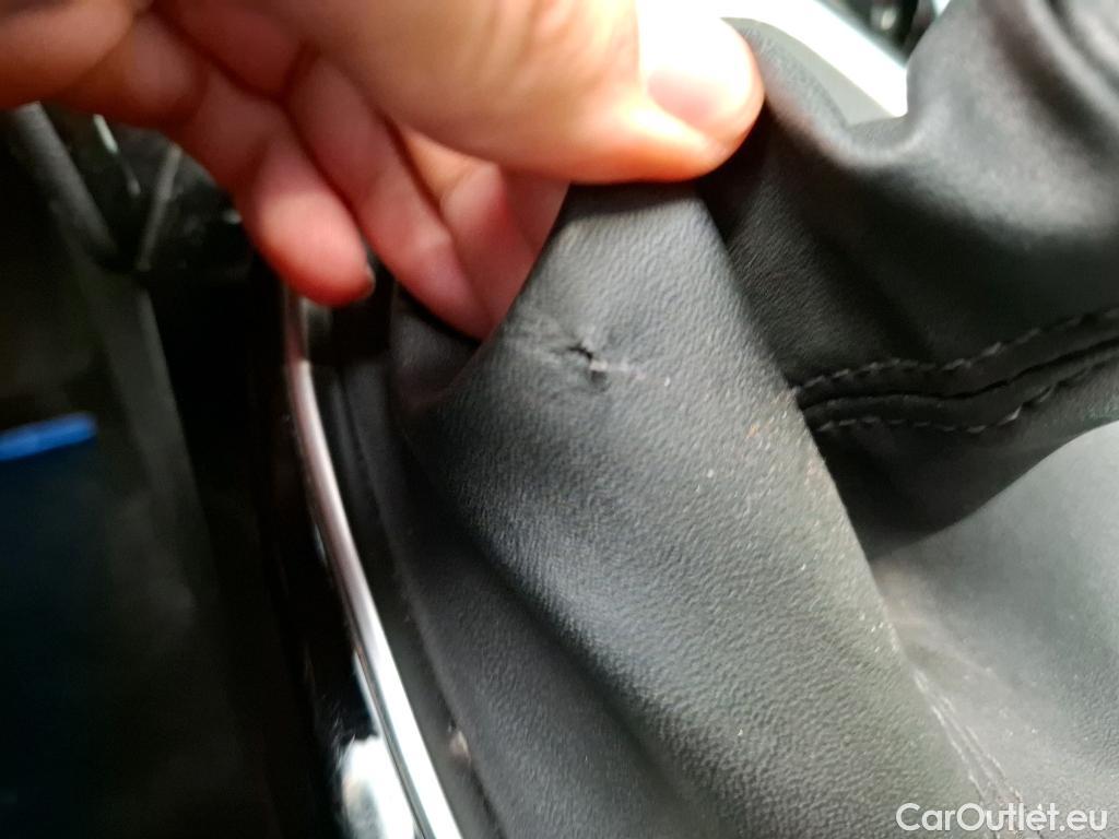  Peugeot  208  Allure Business 1.2 PureTech 100CV BVM6 E6d #33