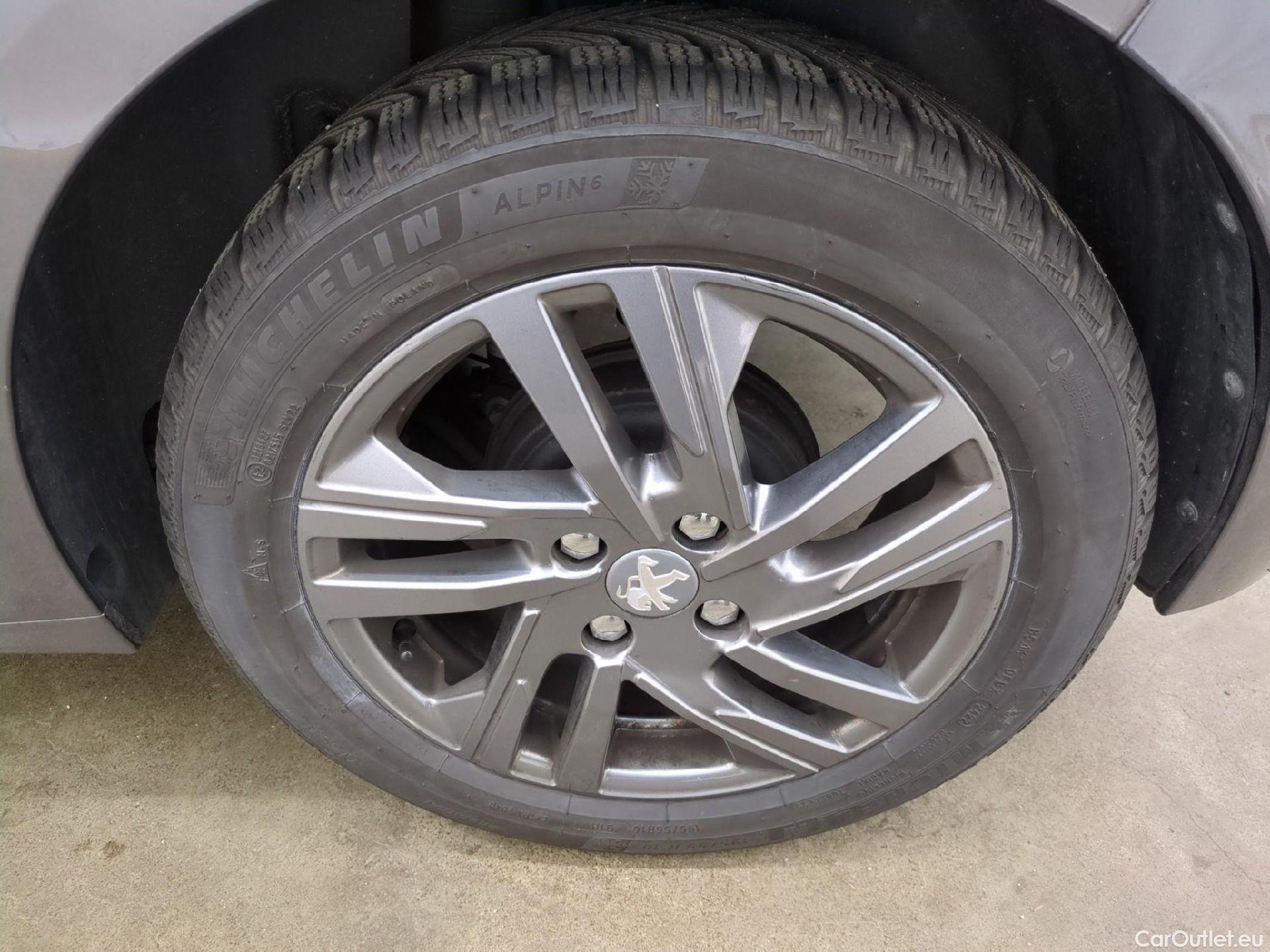  Peugeot  208  Active Business 1.2 PureTech 75CV BVM5 E6d #11