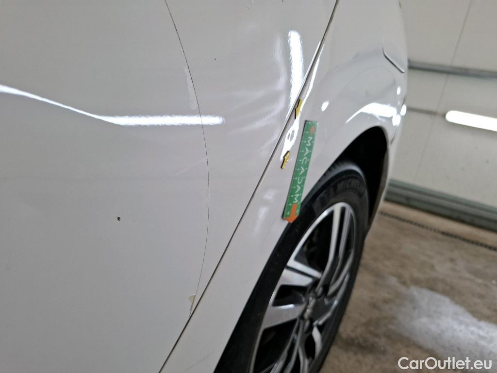  Peugeot  208  Allure Business 1.2 PureTech 100CV BVM6 E6d #2