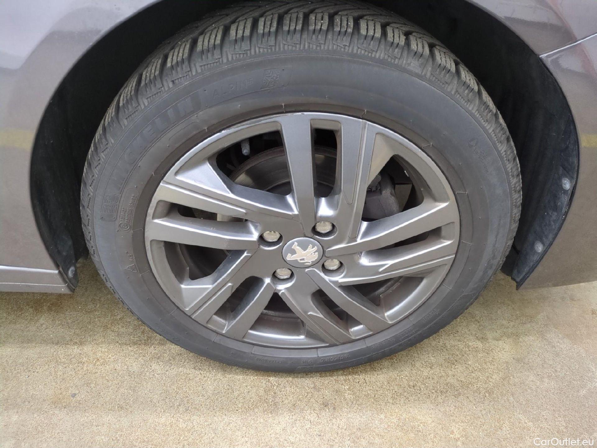  Peugeot  208  Active Business 1.2 PureTech 75CV BVM5 E6d #7