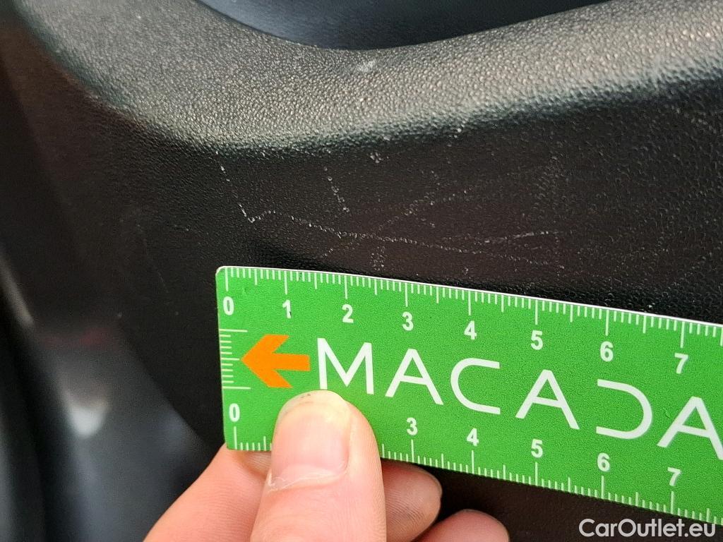  Peugeot  208  Allure Business 1.2 PureTech 110CV BVM6 E6dT #17