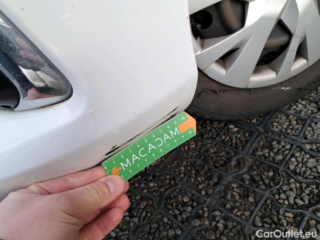  Toyota  Yaris TOYOTA  Hybride / 2017 / 5P / Berline 1.5 VVT-I HYBRID France Business #9