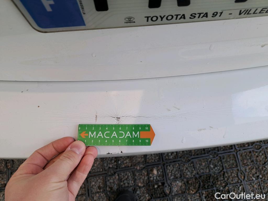  Toyota  Yaris TOYOTA  Hybride / 2017 / 5P / Berline 1.5 VVT-I HYBRID France Business #2