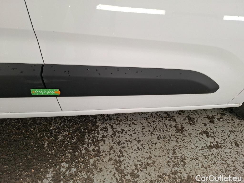  Citroen  Berlingo CITROEN  VU 4p Fourgonnette M 650kg BlueHDi 100 SandS BVM Driver #9