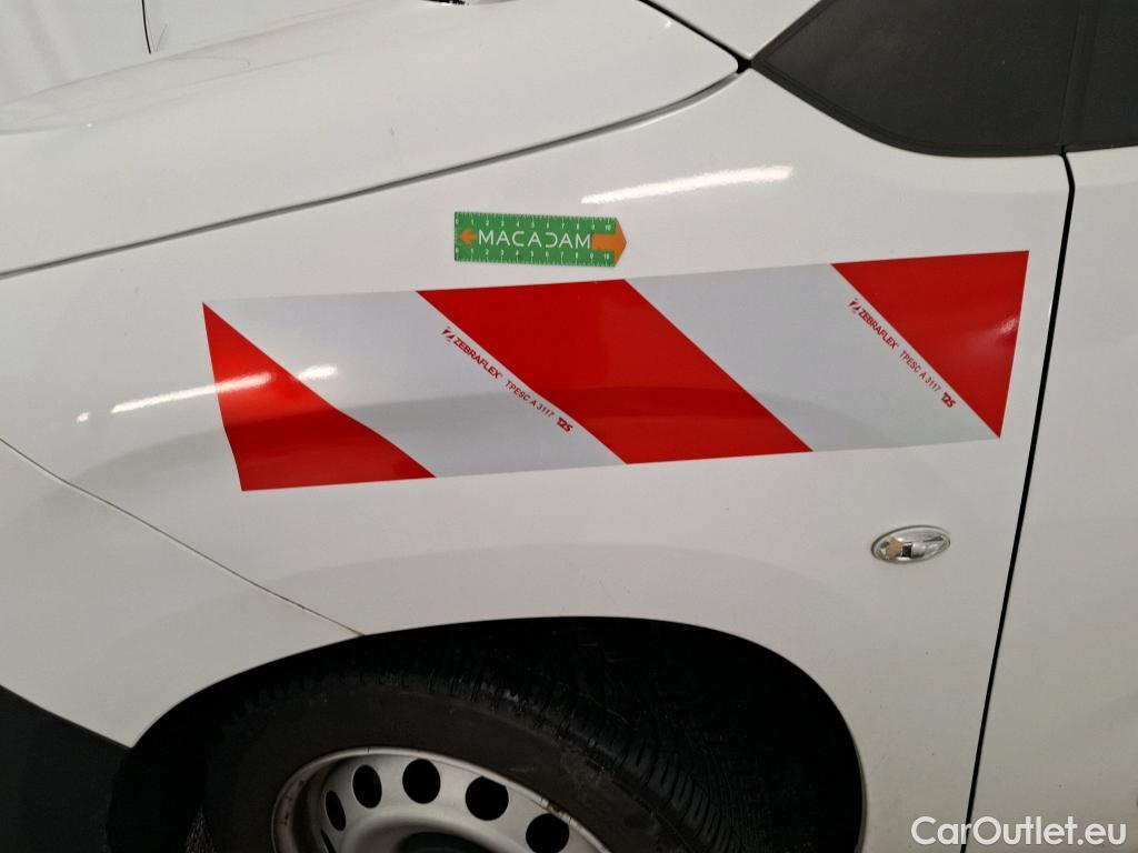  Citroen  Berlingo  Fourgon Club M 1000 1.2 PureTech 130CV BVA8 E6d #11