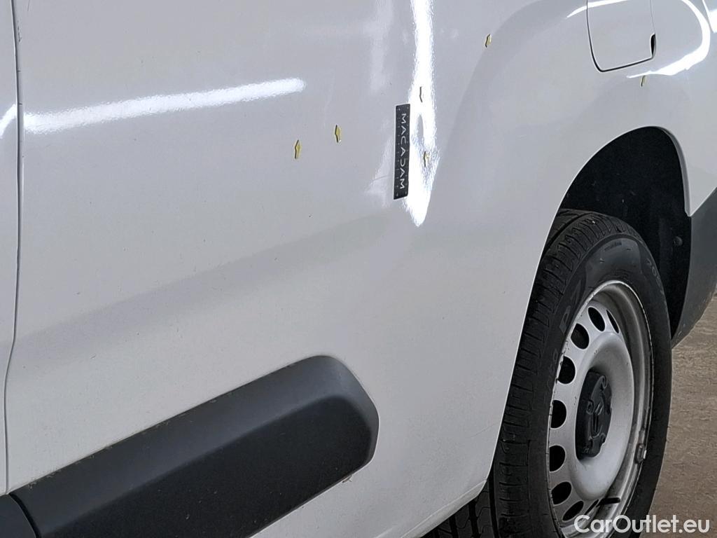  Citroen  Berlingo  Fourgon Control XL 950 1.5 BlueHDi 100CV BVM5 E6dT #10