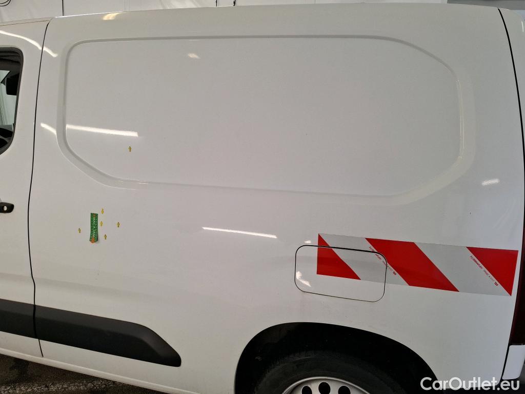  Citroen  Berlingo  Fourgon Club M 1000 1.2 PureTech 130CV BVA8 E6d #4