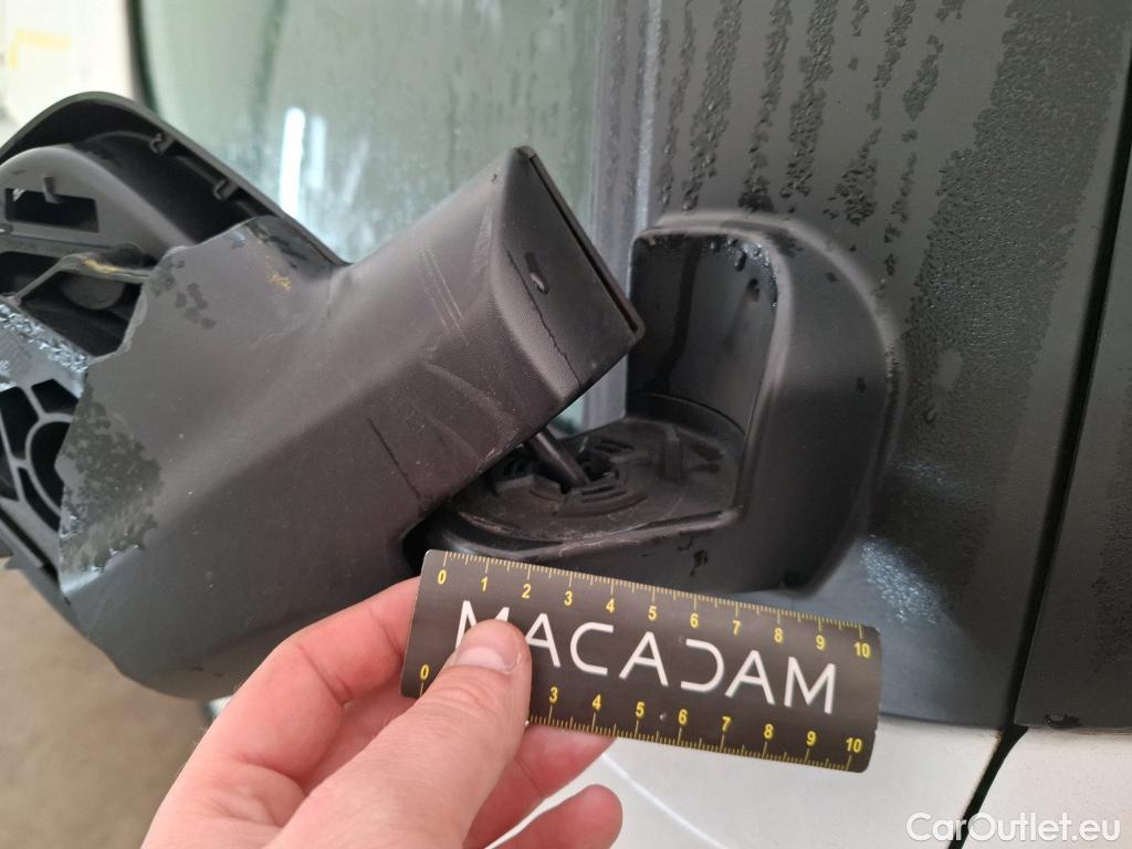  Citroen  Jumpy  Fourgon Club M 2.0 BlueHDi 120CV BVM6 E6d #38