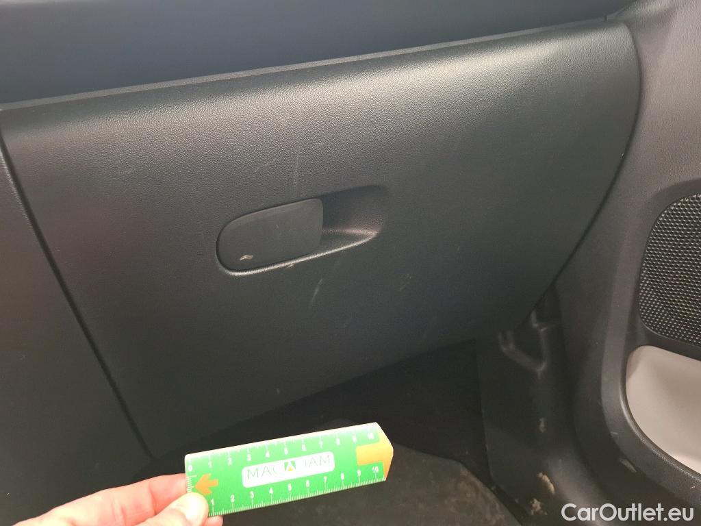  Citroen  C3  Société Feel 1.5 BlueHDI 100CV BVM6 E6d #13