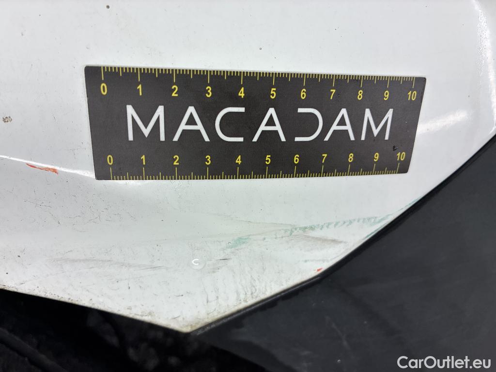  Peugeot  Boxer PEUGEOT  / 2014 / 4P / Fourgon tôlé BlueHDi 120 S&S ASPHALT 330 L1H1 #44