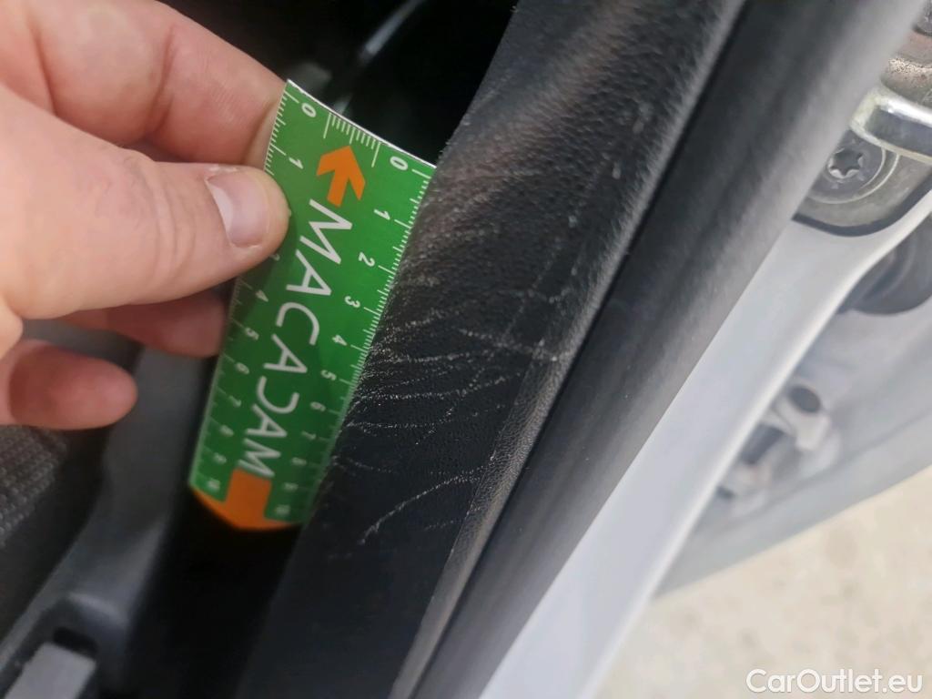  Citroen  C3 CITROEN  Société / 2020 / 5P / Berline / VU PureTech 83 S&S BVM Feel Nav #8