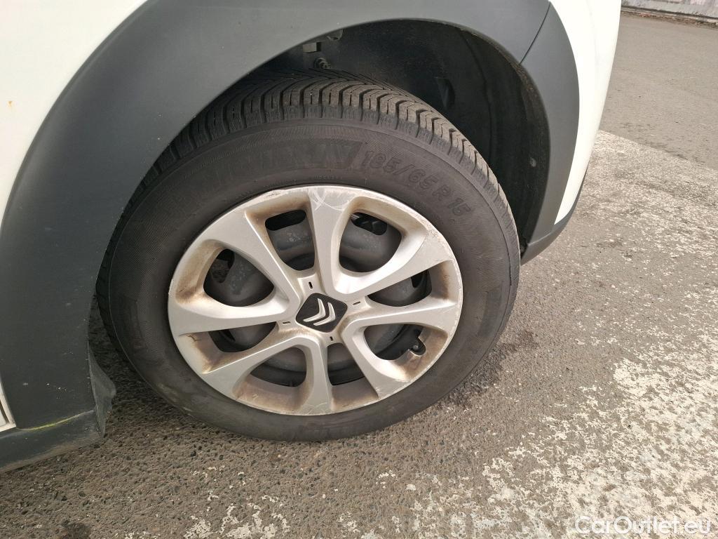  Citroen  C3  Société Feel 1.5 BlueHDI 100CV BVM6 E6d #8