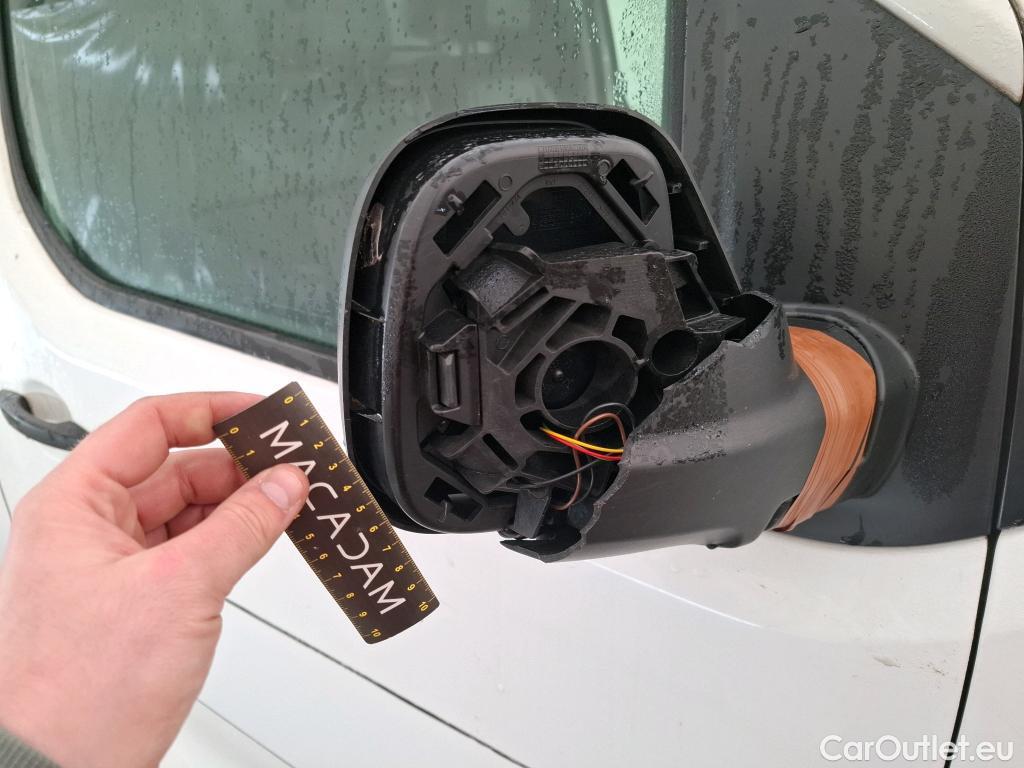  Citroen  Jumpy  Fourgon Club M 2.0 BlueHDi 120CV BVM6 E6d #51