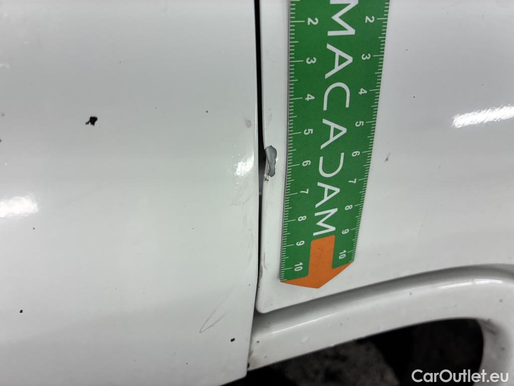  Peugeot  Boxer PEUGEOT  / 2014 / 4P / Fourgon tôlé BlueHDi 120 S&S ASPHALT 330 L1H1 #32