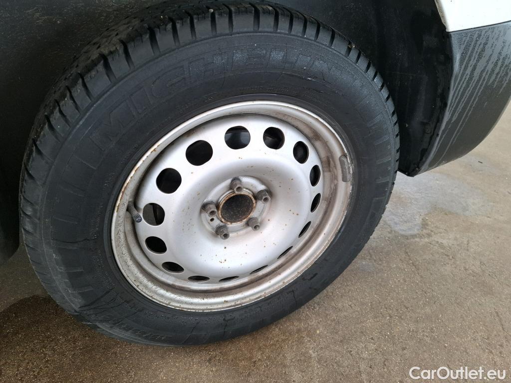  Citroen  Jumpy  Fourgon Club M 2.0 BlueHDi 120CV BVM6 E6d #56