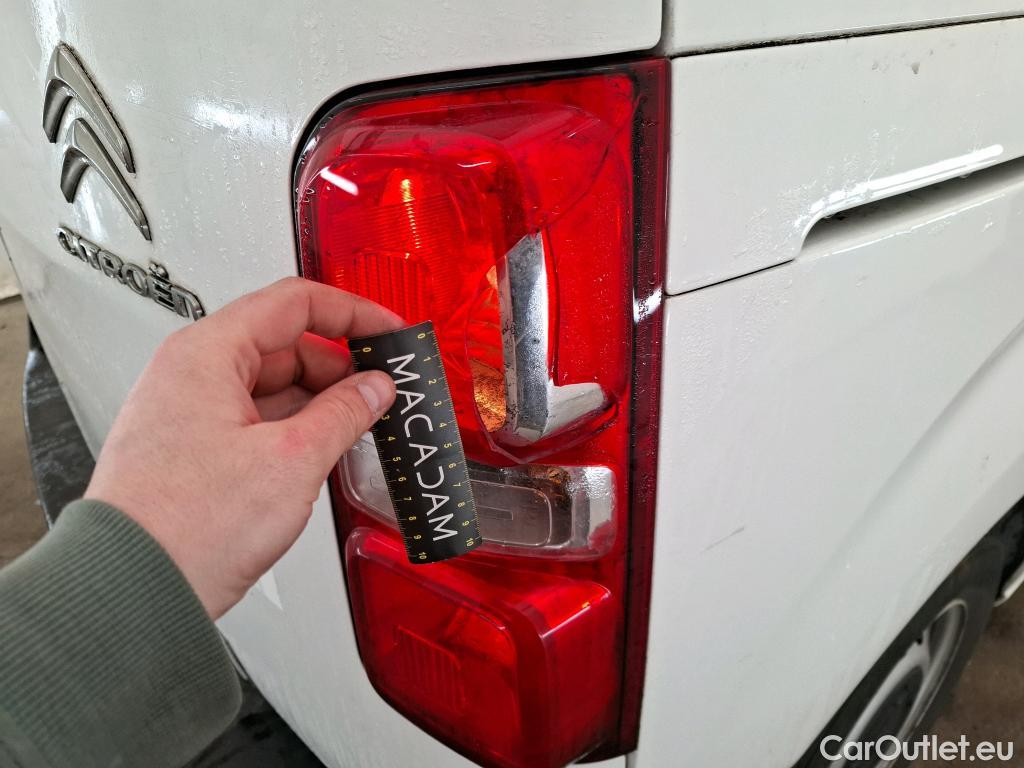  Citroen  Jumpy  Fourgon Club M 2.0 BlueHDi 120CV BVM6 E6d #40