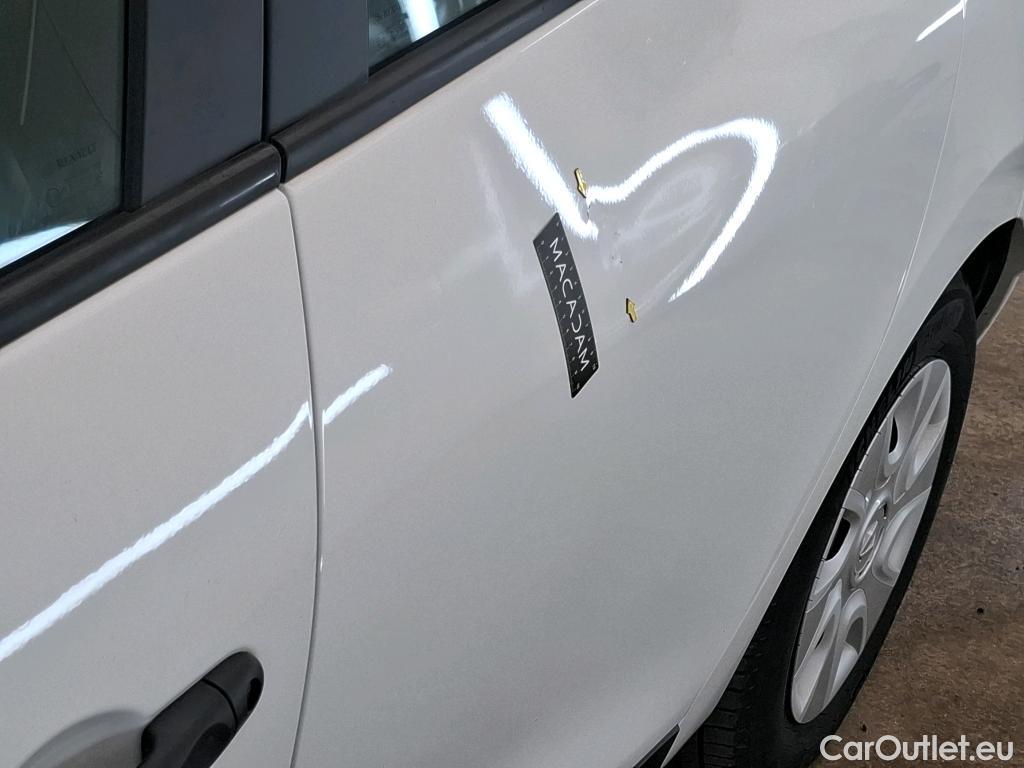  Renault  Clio  IV Air 1.5 dCi 75CV BVM5 E6 #2
