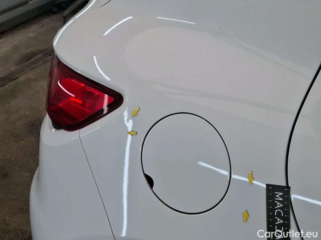  Renault  Clio  IV Air 1.5 dCi 75CV BVM5 E6 #32