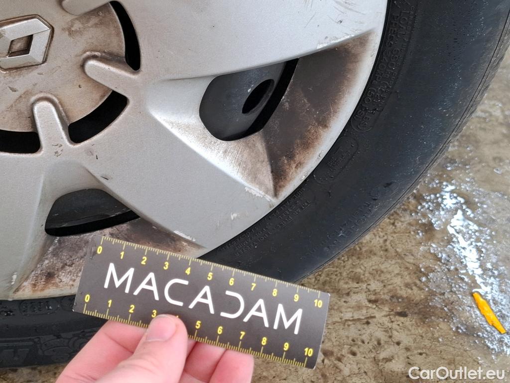  Renault  Kangoo  Express Maxi Extra (Série Spéciale) 1.5 #46