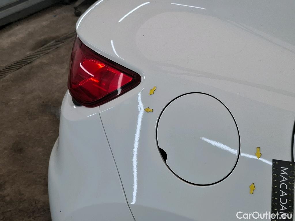  Renault  Clio  IV Air 1.5 dCi 75CV BVM5 E6 #33