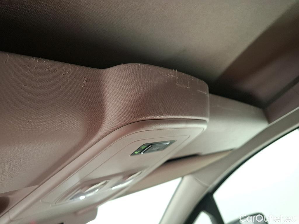  Renault  Kangoo RENAULT  / 2021 / 4P / Fourgonnette Extra - Blue dCi95 Sésame Ouvre Toi #18