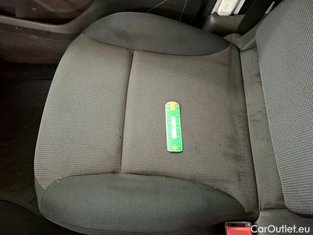  Peugeot  Partner  L1 Pro 1.6 HDi 75CV BVM5 E6 #64