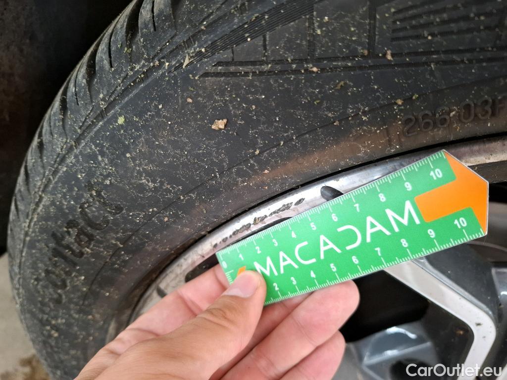  Bmw  X1  sDrive 18 d xLine 2.0 150CV BVA8 E6d #26